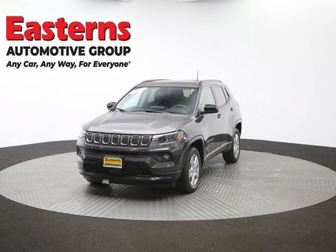 Used 2022 Jeep Compass Latitude AWD/4WD image 57