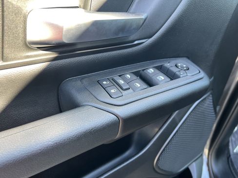 New 2025 RAM 1500 Tradesman w/ Night Edition AWD/4WD image 11