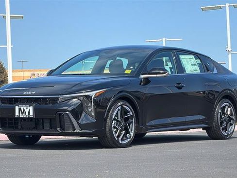 New 2026 Kia K4 GT-Line FWD image 8