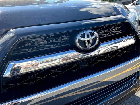 Used 2018 Toyota 4Runner Limited image 30