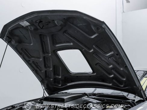 Used 2006 Ford Mustang GT RWD image 40