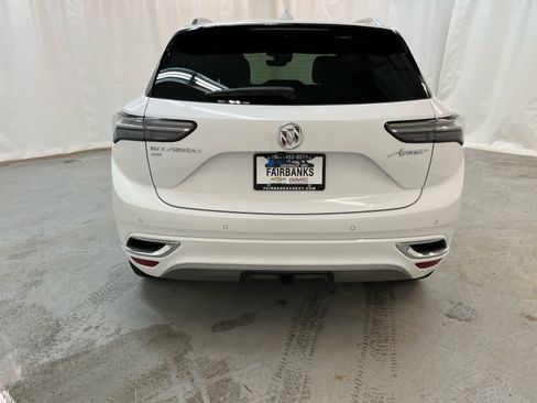 Certified 2022 Buick Envision Avenir w/ Technology Package II image 4