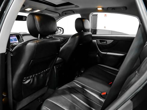 Used 2016 INFINITI QX70 3.7 w/ Premium Package image 44