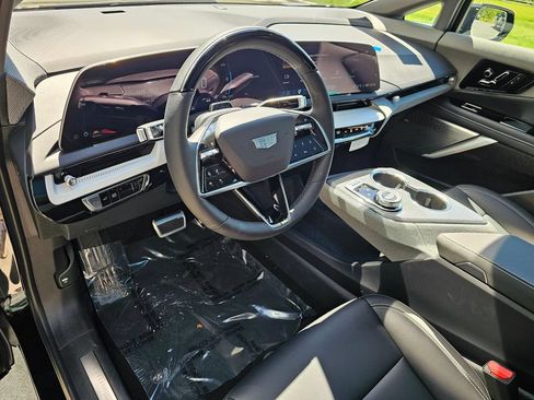 New 2026 Cadillac Optiq Sport 1 AWD/4WD image 19