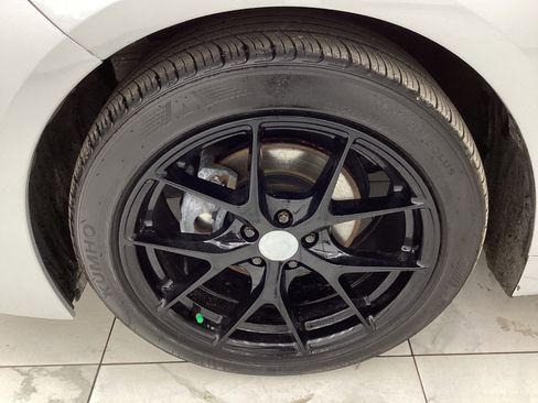 Used 2022 Toyota Corolla SE image 43