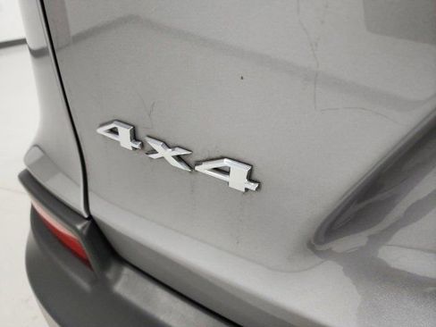 Used 2021 Jeep Cherokee Limited w/ Elite Package image 16