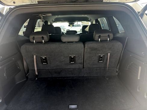 Used 2025 GMC Acadia Elevation image 19