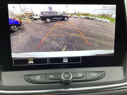 Used 2025 Chevrolet Blazer LT image 17