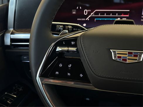 New 2026 Cadillac Escalade ESV Platinum Sport w/ LPO, ONYX Package image 27