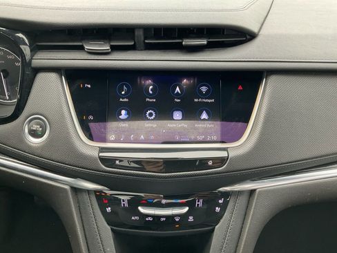 Used 2023 Cadillac XT5 Premium Luxury image 12