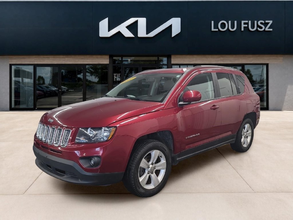 Used 2017 Jeep Compass Latitude AWD/4WD image 1