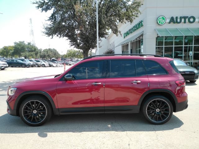 Used 2022 Mercedes-Benz GLB 250 image 11