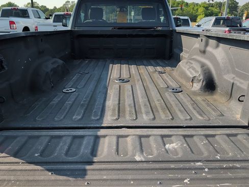 Used 2018 RAM 2500 Tradesman w/ Chrome Appearance Group AWD/4WD image 6