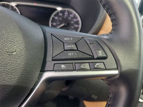 Used 2021 Nissan Sentra SV w/ SV Premium Package image 31