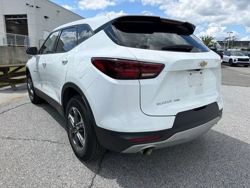 Used 2025 Chevrolet Blazer LT AWD/4WD image 4