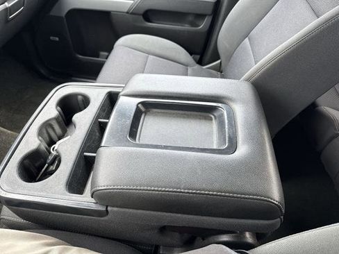 Used 2018 Chevrolet Silverado 1500 LT w/ Midnight Edition image 49