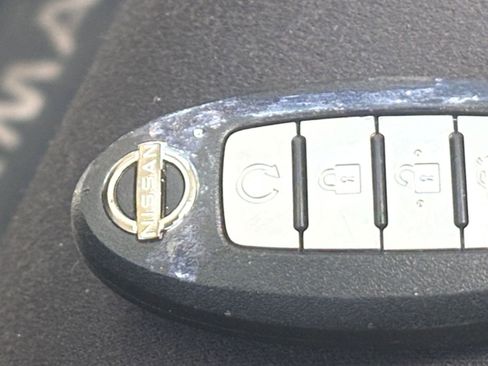 Used 2025 Nissan Altima 2.5 SV image 25