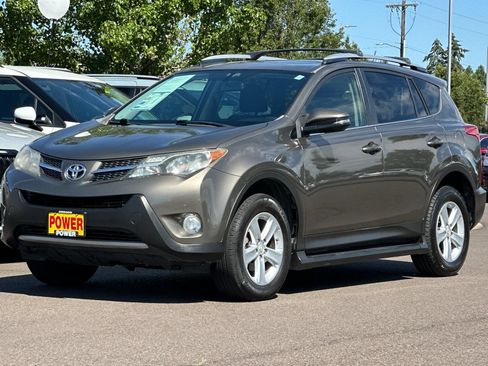 Used 2014 Toyota RAV4 XLE FWD image 8