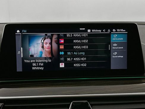 Used 2020 BMW 530e w/ Convenience Package image 15