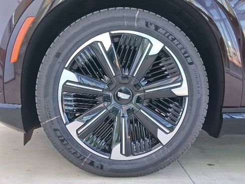 New 2026 Cadillac Escalade IQ Sport 2 image 31