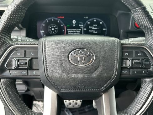 Used 2024 Toyota Tacoma TRD Sport AWD/4WD image 21