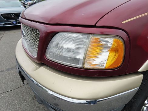 Used 1999 Ford F250 Lariat AWD/4WD image 8