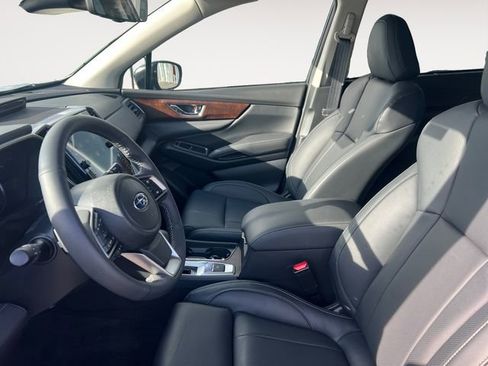 Used 2025 Subaru Ascent Touring image 9