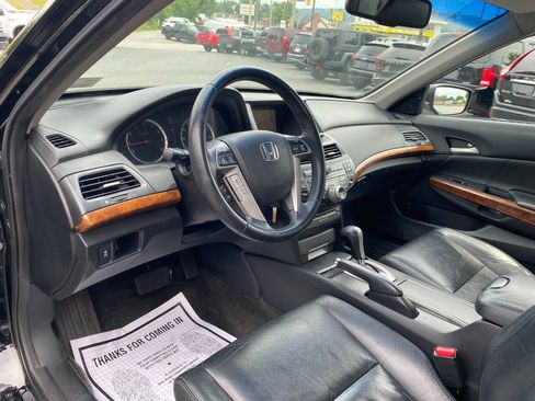 Used 2011 Honda Accord EX-L image 9
