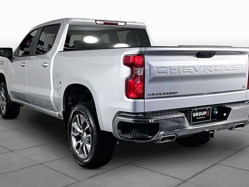 Used 2022 Chevrolet Silverado 1500 LT w/ Z71 Off-Road Package AWD/4WD image 12