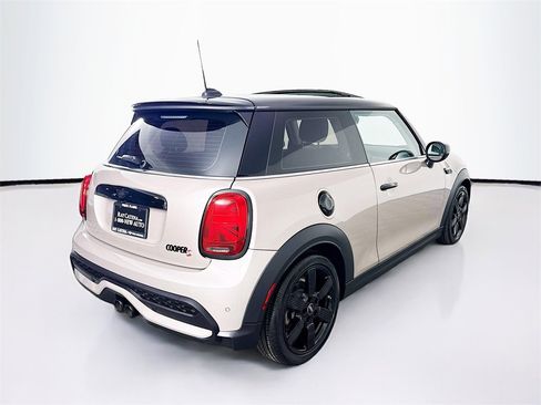 Certified 2024 MINI Cooper S image 7