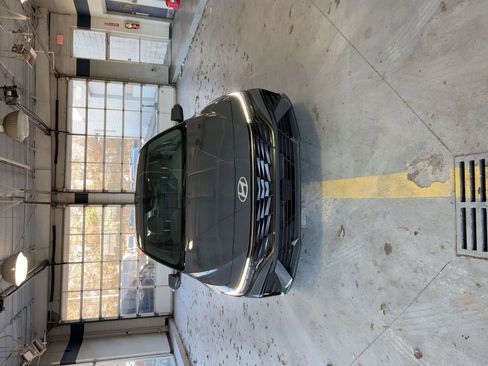 Used 2025 Hyundai Elantra SEL image 20