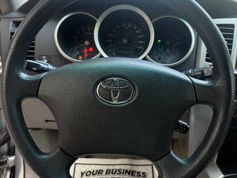 Used 2007 Toyota 4Runner SR5 RWD image 24