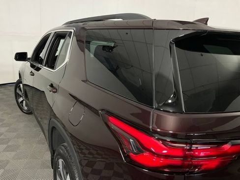 Used 2023 Chevrolet Traverse LT w/ LT Premium Package AWD/4WD image 43