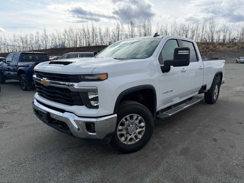 Certified 2025 Chevrolet Silverado 3500 LT w/ Safety Package AWD/4WD image 1