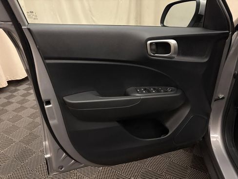 New 2026 Hyundai Venue SE FWD image 9