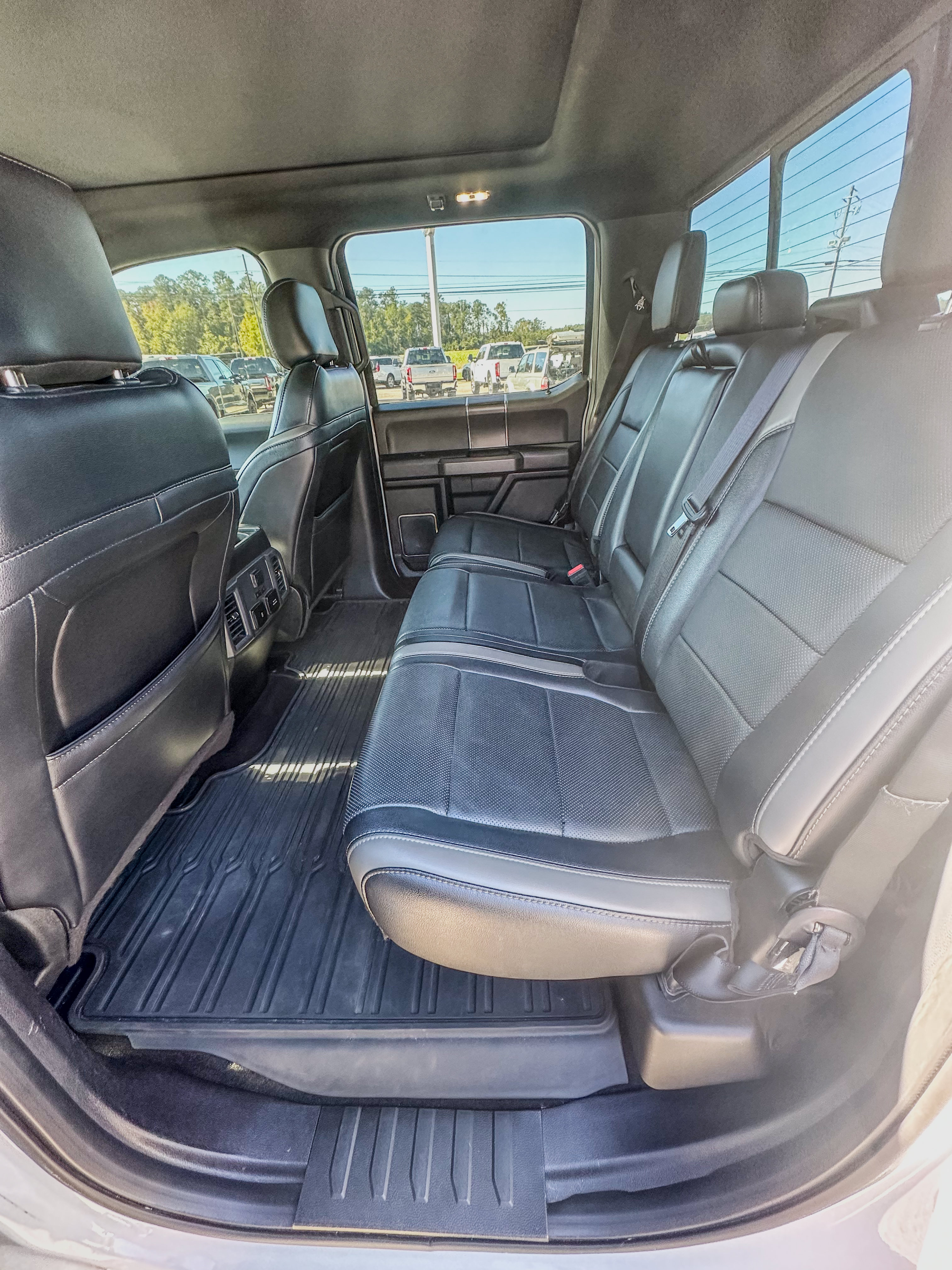 Used 2018 Ford F150 Raptor w/ Equipment Group 802A Luxury AWD/4WD image 10