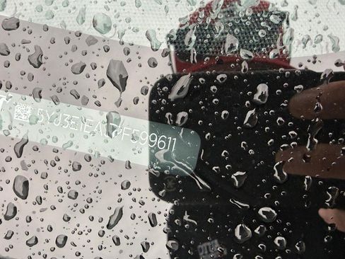 Used 2023 Tesla Model 3 Standard Range RWD image 15