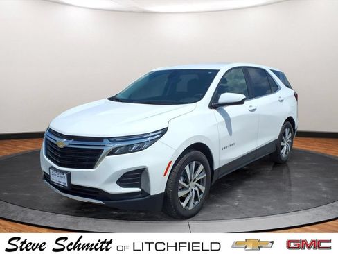 Certified 2024 Chevrolet Equinox LT w/ LPO, Floor Liner Package FWD image 1