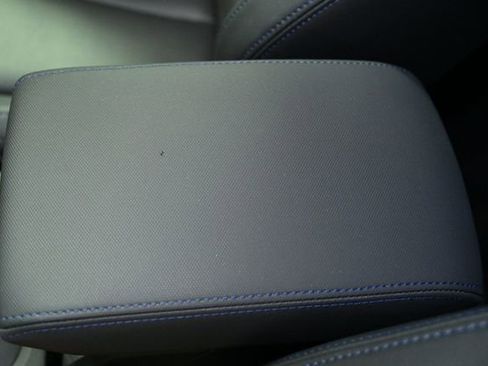 Used 2025 Subaru Forester Limited image 24