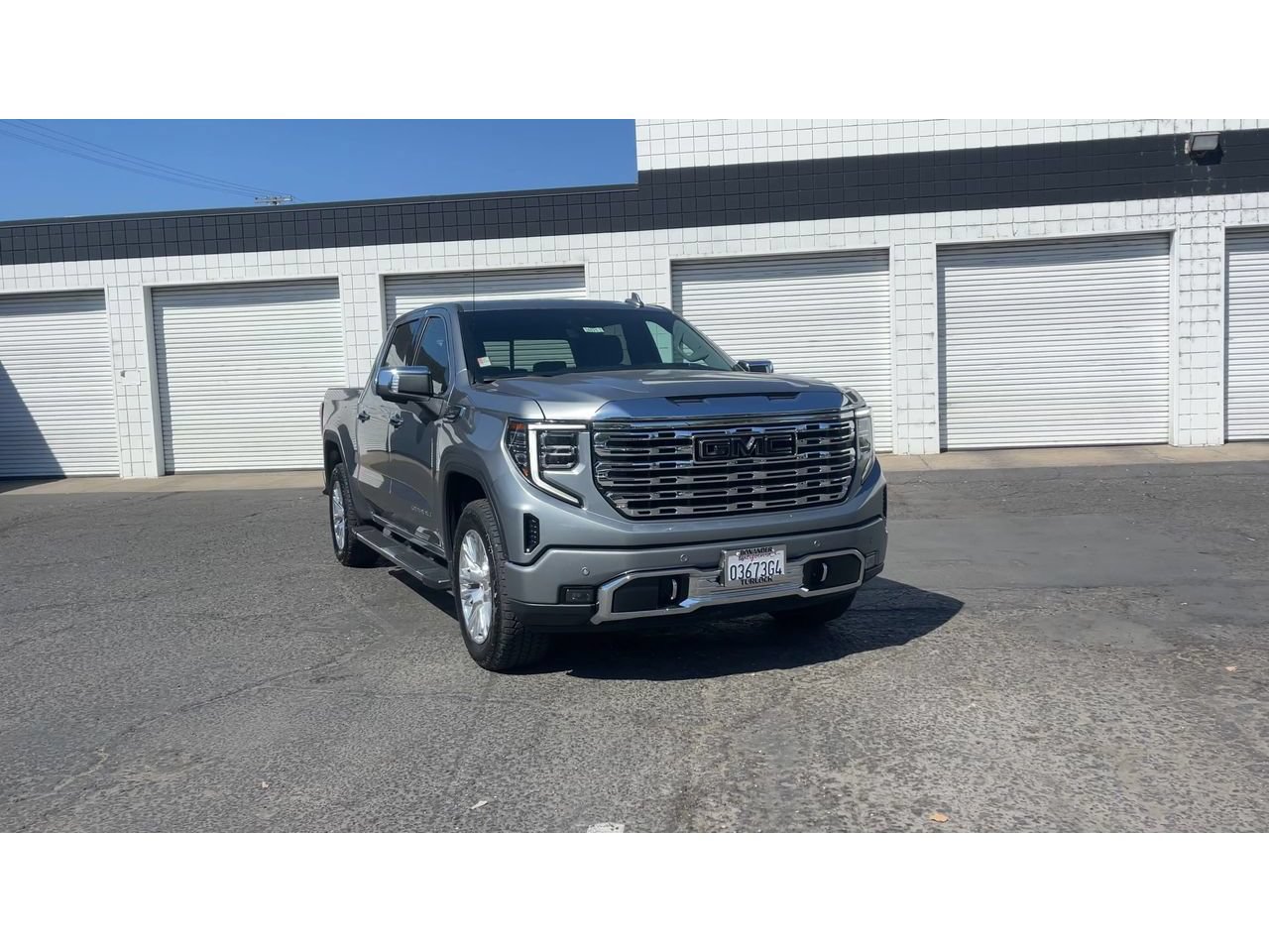 Used 2025 GMC Sierra 1500 Denali w/ Technology Package AWD/4WD image 5