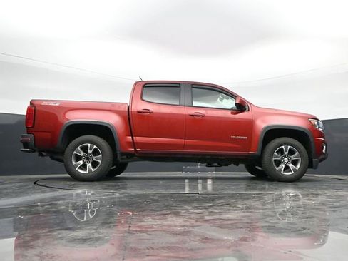Used 2015 Chevrolet Colorado Z71 AWD/4WD image 24