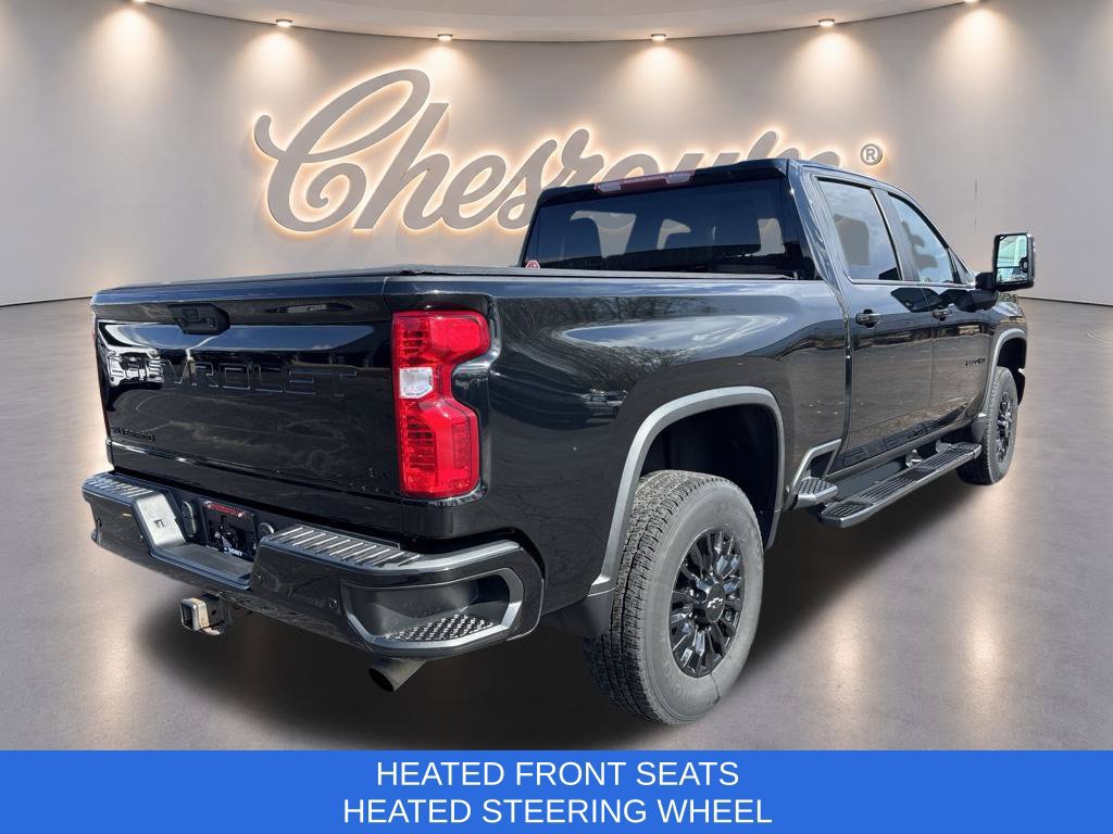 Used 2022 Chevrolet Silverado 2500 LT w/ Midnight Edition AWD/4WD image 5