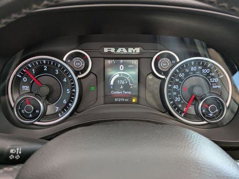 Used 2019 RAM 1500 Big Horn AWD/4WD image 25