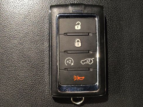 Used 2022 Jeep Grand Cherokee Limited 4xe AWD/4WD image 32