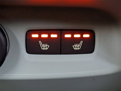 New 2026 Volvo XC40 B5 Plus w/ Protection Package Premier image 18