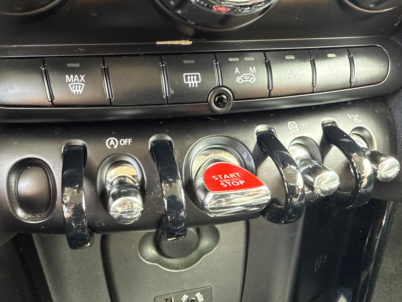 Used 2016 MINI Cooper S FWD image 19