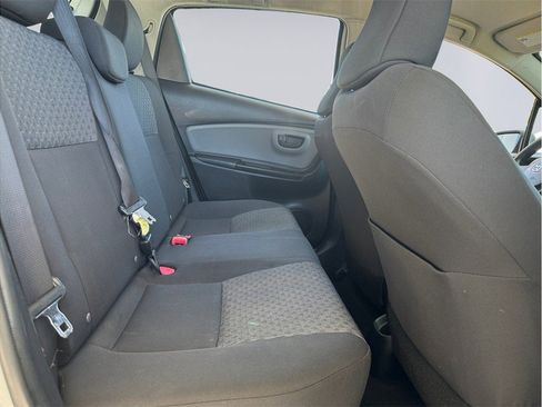 Used 2015 Toyota Yaris L FWD image 21