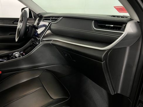 Used 2023 Jeep Grand Cherokee L Limited w/ Trailer Tow Group (B) image 35