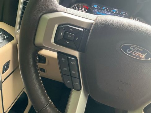 Certified 2020 Ford F150 Lariat AWD/4WD image 19