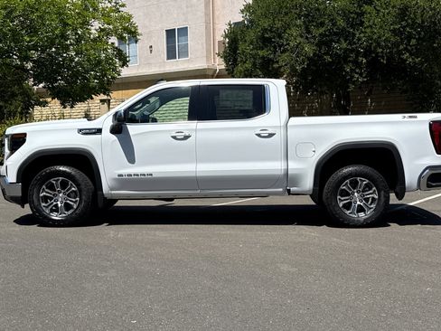 New 2026 GMC Sierra 1500 SLE AWD/4WD image 8